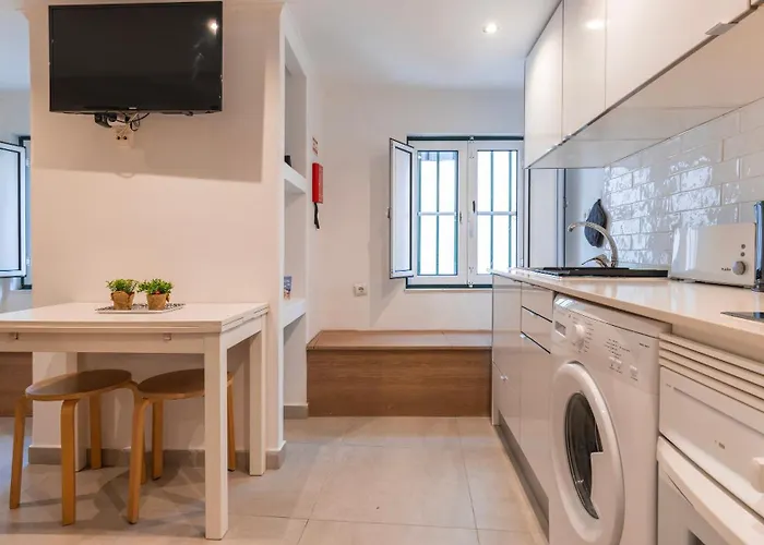 Cozy For Two By Lovelystay Apartment